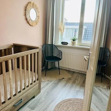 Holiday House 6 Pers. Privat Parking, Beach Cabin Appartement Egmond aan Zee